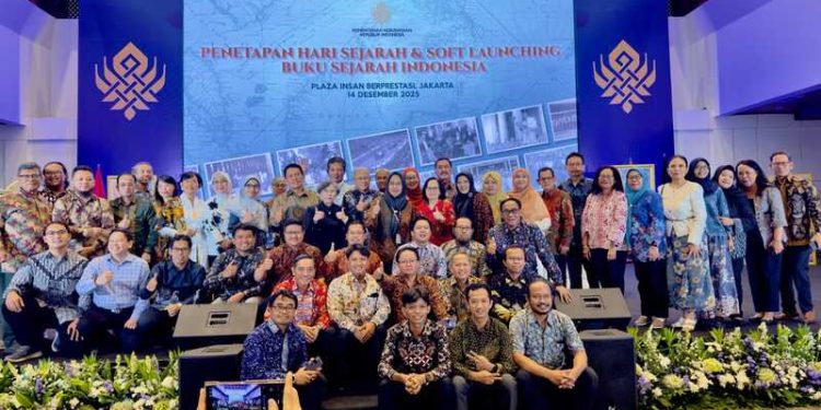 Dosen UIN RIL Terlibat Dalam Tim Penulis Sejarah Nasional Indonesia