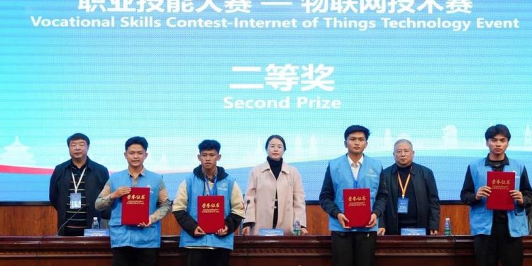 Kisah Inspiratif Mahasiswa Darmajaya: Anak Nelayan Berprestasi Level Dunia