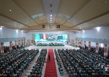 Prosesi Wisuda, Rektor Ajak Wisudawan dan Keluarga Besar UIN RIL Doakan Korban Bencana