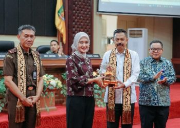 Pemprov Lampung bersama Kejaksaan Tinggi Tandatangani Nota Kesepahaman tentang Pidana Kerja Sosial dan Penyelesaian Perkara Berdasarkan Keadilan Restoratif