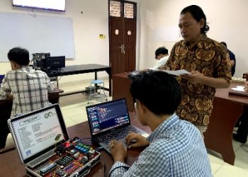 Tingkatkan Daya Saing, Mahasiswa Darmajaya Ikut Sertifikasi IoT & Analis Sistem BNSP