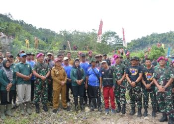 Kolaborasi Pemkot Bandarlampung dan Brigif 4 Mar/BS dalam Apel Grebek Sungai