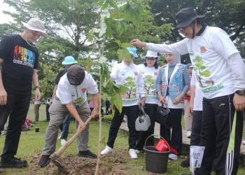 Implementasi Ekoteologi, UIN RIL Gandeng REI Lakukan Penanaman Pohon