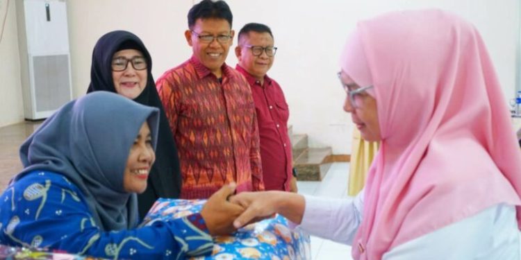 Pisah Sambut ASN Purnabakti, Kadisdikbud Apresiasi Dedikasi Pengawas Selama Mengabdi