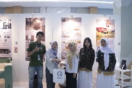Pameran “HURUNG” Buktikan Mahasiswa Desain Interior IIB Darmajaya Makin Bersinar