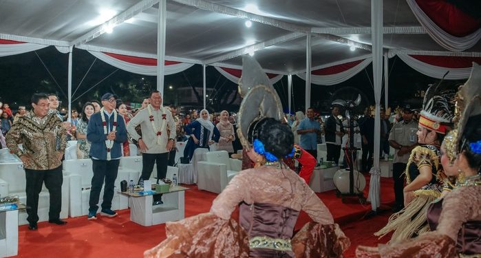 Gubernur Mirza Apresiasi Pendekatan Seni dan Budaya Lokal yang Dilakukan Kodam XXI/Radin Inten dalam Mempererat Hubungan antara TNI dan Masyarakat