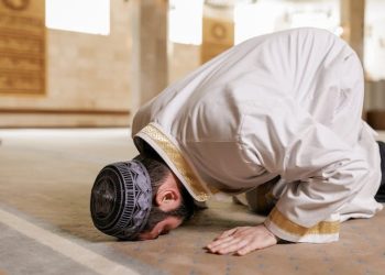 Rahasia Agar Shalat Kita Khusyuk, Petunjuk Ini Sangat Penting Simak!