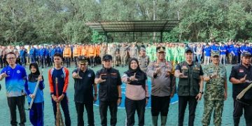 Pemprov Lampung Bersama Pemkot Bandarlampung Gelar Gerakan Bersih-Bersih Serentak di Pulau Pasaran