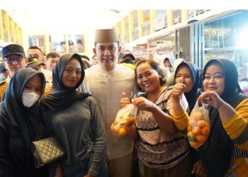 Blusukan ke Pasar Natar, Bupati Egi Cek Harga Sembako Jelang Lebaran, Pedagang: Masih Stabil