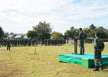 Korem 043/Gatam Gelar Upacara Bulanan dan Kerangkatan Prajurit dan PNS Yang Melaksanakan Cuti