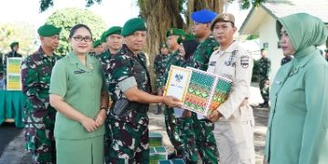 Danrem 043/Gatam Lepas Keberangkatan Cuti Gelombang Pertama dan Berikan Tali Asih