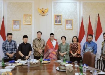 Gubernur Mirza Hadiri Silaturahmi bersama Jajaran Pimpinan HKBP di Mahan Agung