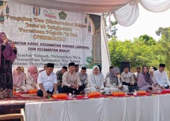 Bupati Ayu Hadiri Pengajian dan Silaturahmi Akbar 3 Kecamatan