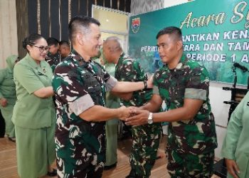 25 Orang Prajurit Naik Pangkat, Danrem 043/Gatam : Pangkat Yang Disandang Harus Diikuti Dengan Peningkatan Kualitas Diri