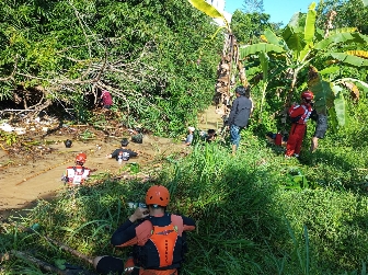 Mahasiswa IIB Darmajaya Terlibat dalam Proses Rescue Korban Hanyut di Wira Garden