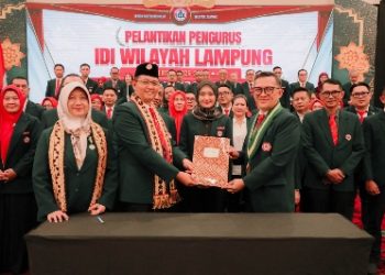 Josi Harnos Dilantik Jadi Ketua IDI Lampung Periode 2025–2028