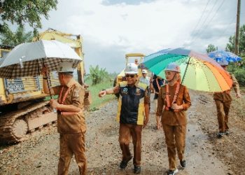 Wagub Jihan Nurlela Pimpin Langsung Dimulainya Pembangunan Ruas Gedong Aji–Umbul Mesir di Tulang Bawang