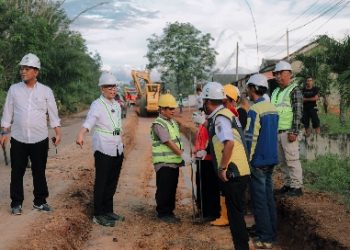 Gubernur Rahmat Mirzani Djausal Awali Pembangunan Way Kanan dengan 3 Paket Perbaikan Jalan
