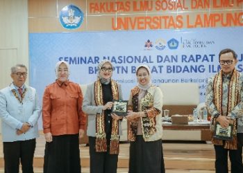 Wagub Jihan Jadi Narasumber dalam Seminar Nasional BKS PTN di Unila