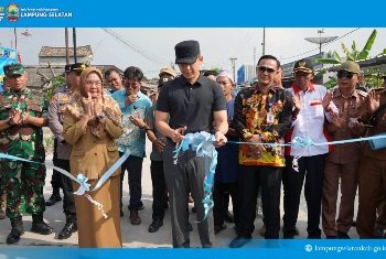 Jalan Mulus, Ekonomi Tumbuh: Bupati Egi Resmikan Akses Bumi Daya-Trimomukti, UMKM Singkong Ikut Terdongkrak