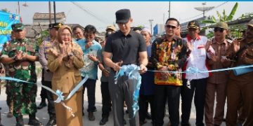 Jalan Mulus, Ekonomi Tumbuh: Bupati Egi Resmikan Akses Bumi Daya-Trimomukti, UMKM Singkong Ikut Terdongkrak