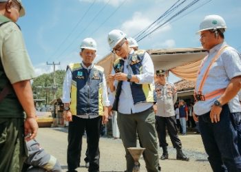 Gubernur Mirza Kawal Perbaikan Ruas Jalan Provinsi Wates–Metro yang Menelan Anggaran Rp14,67 Miliar