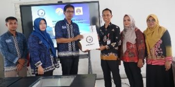 Dosen Darmajaya Dampingi Siswa SMAN 1 Bandar Lampung Siaran ‘On Air’