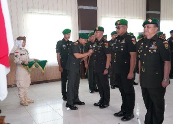 Danrem 043/Gatam Pimpin Langsung Tradisi Penyerahan Jabatan Kasrem, Kasilog Serta Sertijab Kasiintel