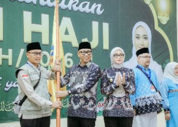 Gubernur Mirza dan Wagub Jihan Lepas Keberangkatan Jemaah Haji Kloter 7 Asal Bandarlampung
