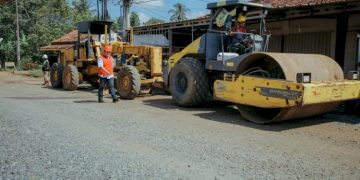 DPRD Lampung Kawal Perbaikan Jalan 1,3 Km Metro–Wates