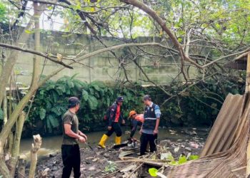 Saluran Air Jadi Prioritas, Satgas Bandar Lampung Turun Tanpa Libur