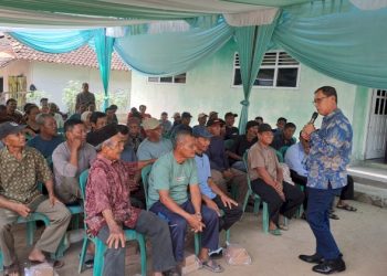 Reses di Tumijajar, Anggota DPRD Edi Anwar Realisasikan Normalisasi Sungai 1,3 Km